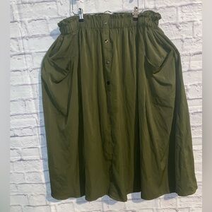 Bloomchic Hunter Green Elastic Waist Skirt size 22-24